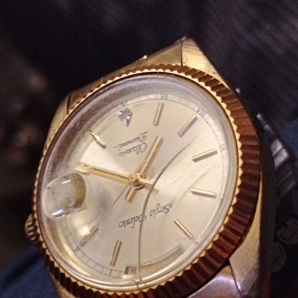 Sergio Valente Gold Classic Presidential Watch - Picture 7 of 8
